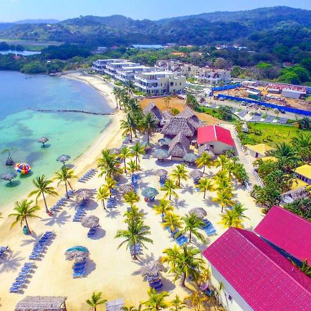 Las Palmas Beach Hotel Dixon Cove Eksteriør bilde
